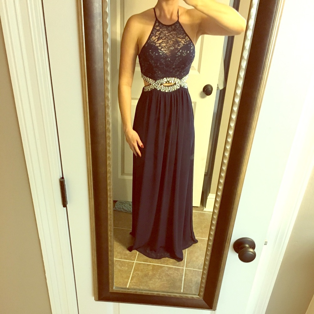 ❤️B. Darlin Gown